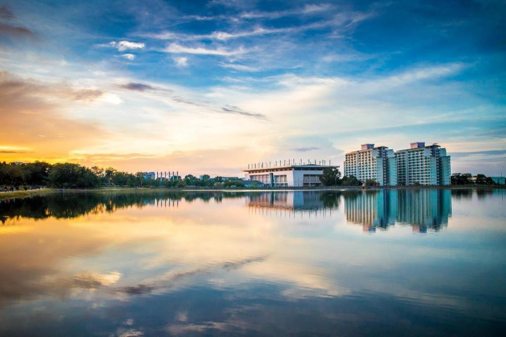 Grand Plaza Hotel Hat Yai Exterior photo